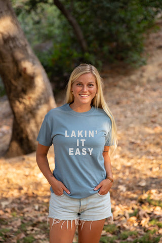 Lakin' It Easy Women's Tee